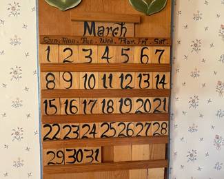 Wood Movable Calendar