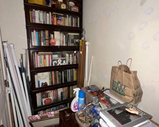 THOUSANDS OF BOOKS & MAJORITY NEW! MUCH MORE THAN PHOTOS SHOWN! PACKED IN BOXES AS WELL! ADDITIONAL PHOTOS COMING SOON!!
HIGHEST & BEST ON FULL LOT OF BOOKS BY SUNDAY, MARCH 24, 2024 @ 4:00!