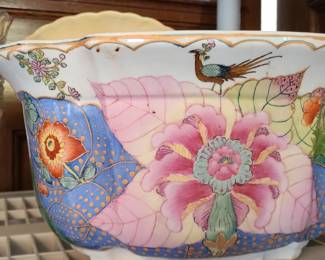 Tobacco Leaf Jardinière 