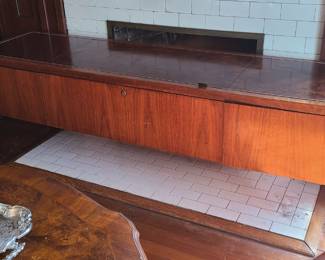 Stowe and Davis Mid Century Modern Credenza. Could be a cool buffet or bar!