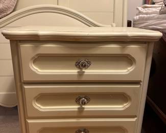 White Cabinet/Nightstand 