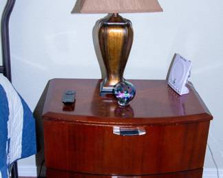 Night stand and lamp(x2)