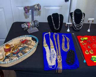 Assortment of fine jewelry