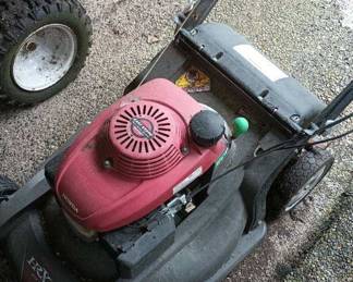 Honda Self Propelled Lawnmower - HRX217
