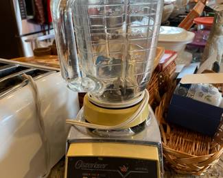 Osterizer Oster Pulse Matic Solid State Blender - Model 658 