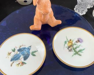2 Pasco Hutschenreuther Selb Bavaria "Audubon Bird's" Porcelain Plates, Terra Cotta Rabbit Figurine 