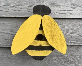 Assortment of Outdoor Decor