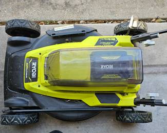 RYOBI 40V 18 in. 2-in-1 Cordless Battery Walk Behind Push Mower with 4.0 Ah Battery and Charger