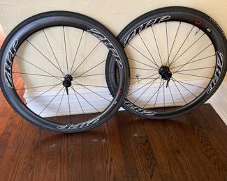 Zipp tires