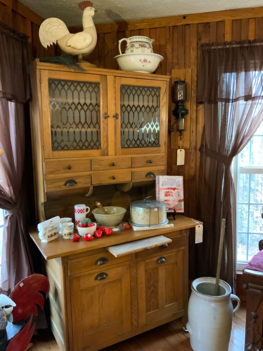 Presley Estate Sale in Cookeville, TN starts on 3/21/2024