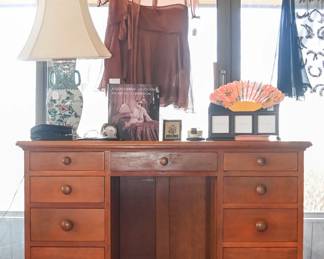 Woodcraft Berea College Desk