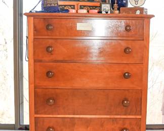Woodcraft Berea College Chest