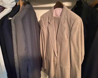 Men’S Suits 