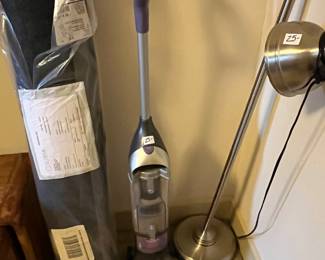 #189	Appliance	Shark Vacuum	 $25.00 			
