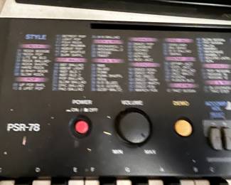 #175	Yamaha keyboard PSR78	 $40.00 
