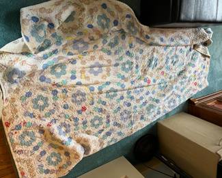 #162	Quilt	Quilt, Grandmothers flower garden, 30z40 in	 $50.00 			

