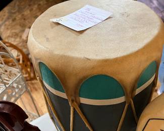 #156	Art	VTG Mavakp Cociti Ceremonial Log drum	 $125.00 			
