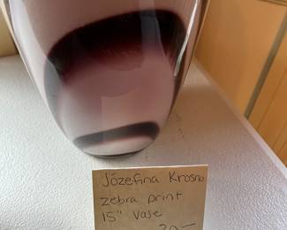 #242	Glass	Jozefina Krosno Zebra Print 15" Vase	 $30.00 			
