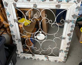 #218	Metal Wall Décor - 32x40	 $20.00 
