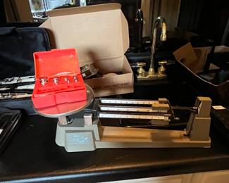 #88	Misc.	Balance Scale with Weights	 $30.00 			
