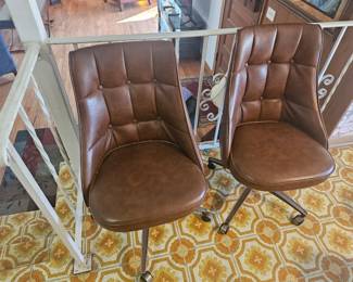 Swivel Castor Chairs (6)