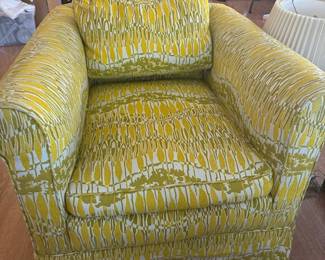 Pristine Mid- Century living room set Comfy Chair and Love Set -Colors Pop and in GREAT condition both pieces