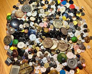 Collection of vintage buttons
