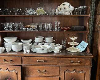 Hickory Chair china cabinet with cardinal carvings. Not on display at the sale location. Please contact 309-261-6473 to set appointment to view and/or purchase. 