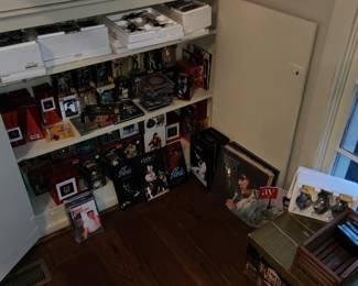 Large collection of Elvis memorabilia 