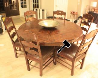 expands from 62.5" to 78" (see pictures of it expanding. includes the six chairs.