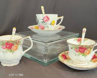 Floral Bone China Bundle Royal London  Albert