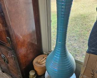 41 inch tall Haegar floor vase