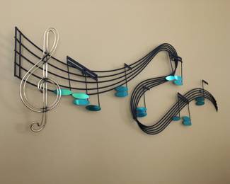 Metal music note wall decor 