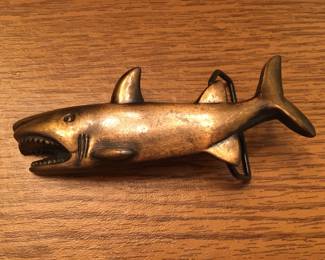 Fish belt buckle