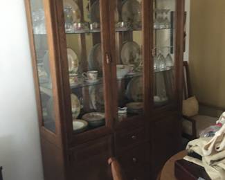 Wood display cabinet 