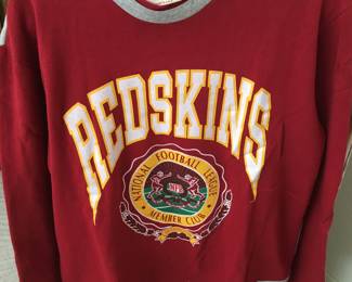 Redskins sweatshirt & baseball cap
