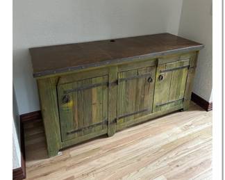 Sideboard 32hx22dx64.5w