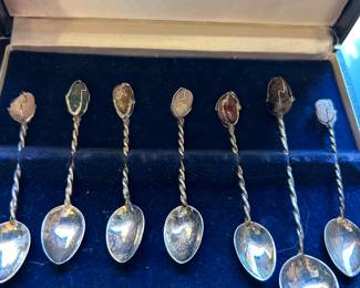 Spoon set