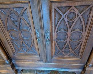 Close up of Arts and Crafts doors on sideboard