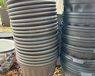 more garden pots