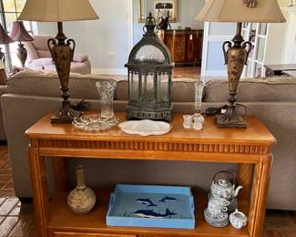 Third Oak table of set of three. 
Lantern. Chinese tea set. 
Pair of table lamps. 