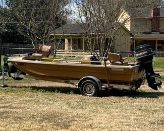 Fishing boat and two Mercury motors
