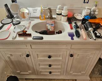 Bathroom Cabinets are For Sale