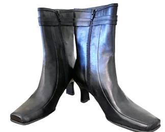 Never Worn Kenneth Cole Reaction Leather