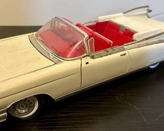 Cadillac Eldorado 1956 by Maisto