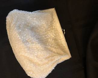 WHITE BEADED EVENING BAG
