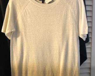 THEORY (OMBRE: WHITE TO TAN) SHORT SLEEVE SWEATER