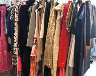 CLOTHING - MOSTLY WOMEN'S