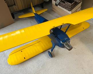 MODEL BIPLANE
