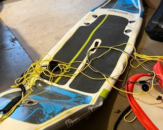 INFLATABLE PADDLEBOARD